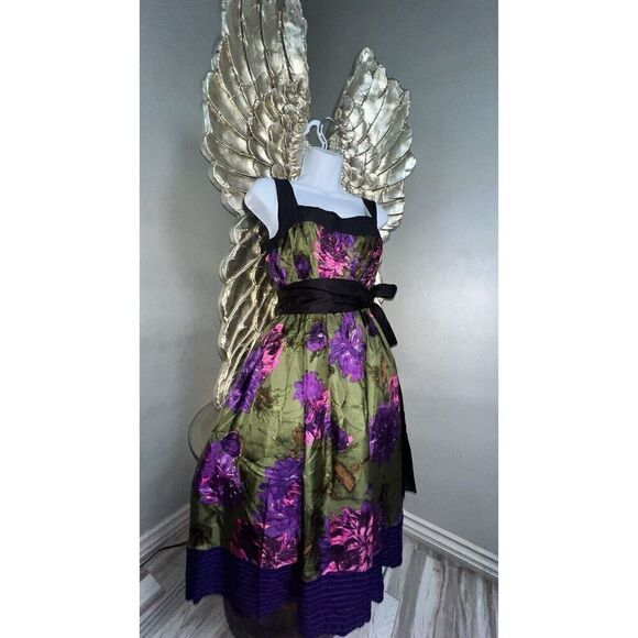 Mango MNG Suit 100% Silk Floral White Dress Size M Fit A Flare Dress - Picture 1 of 13